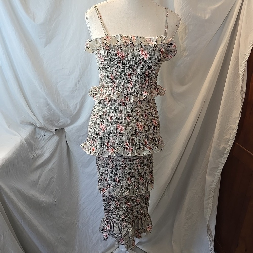Mapcie Tiered Smocked Floral Midi Body-hugging Dress Sleeveless L NWT Whimsical‎